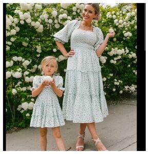 Ivy City Co Madeline Dress In Blue Floral 1x